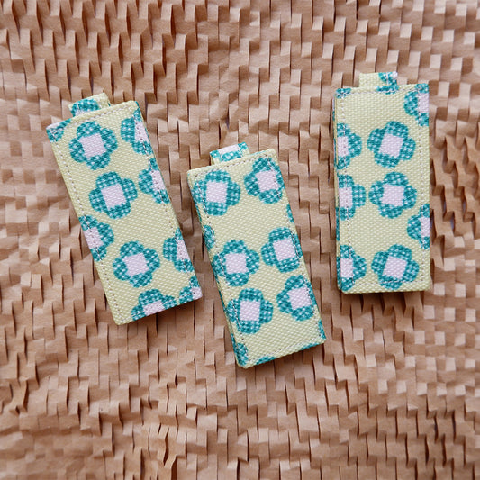 Magnetic Bookmark - Green Pansy