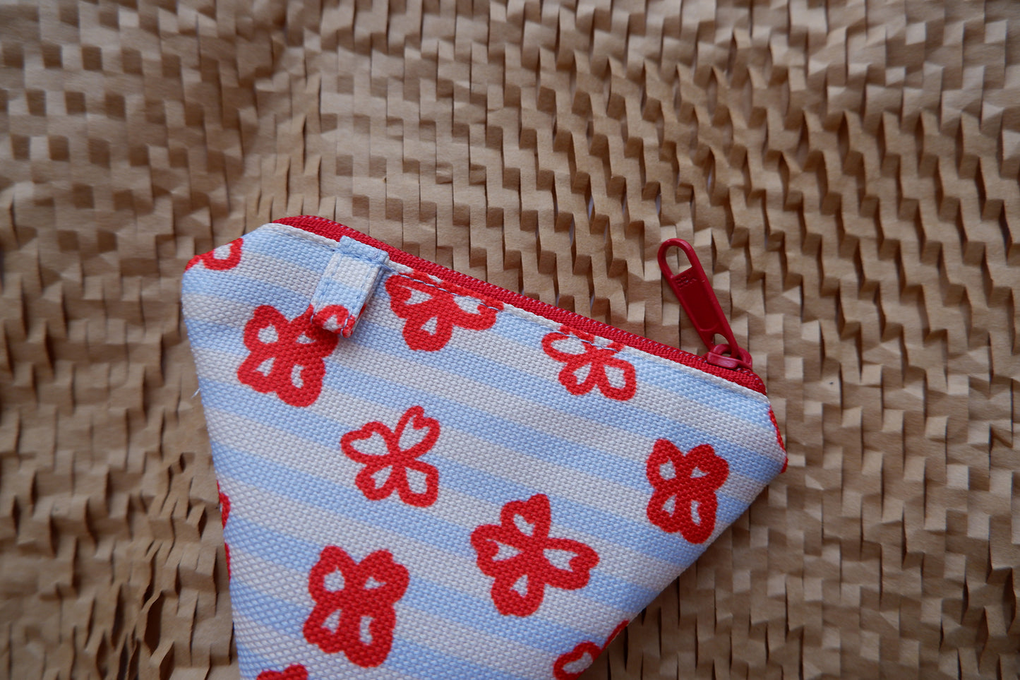 Onigiri pouch - Stripe & Petal Red