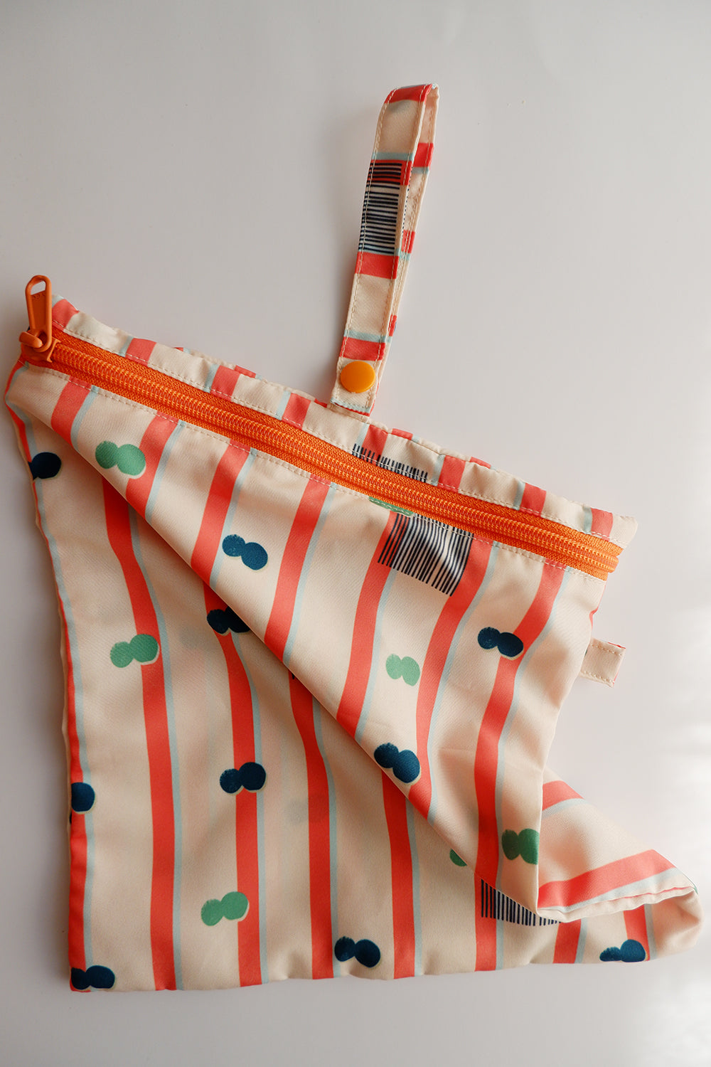 Flat Pouch - Stripe Oranye