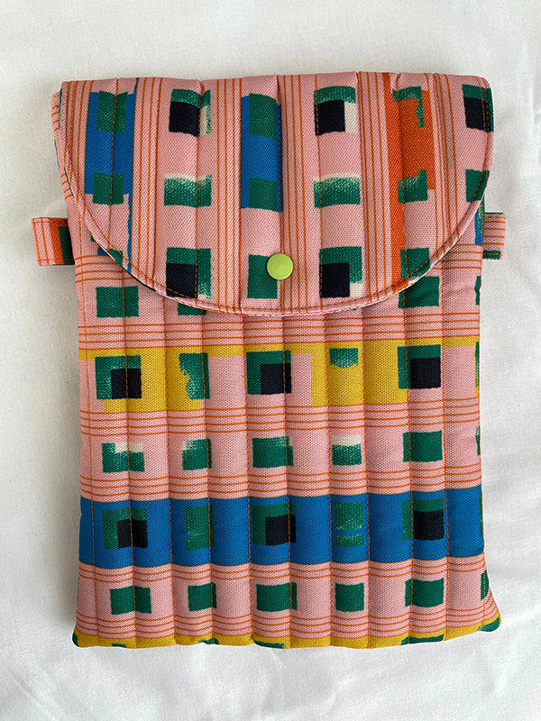 Ipad / Tablet Sleeve - Messy Plaid