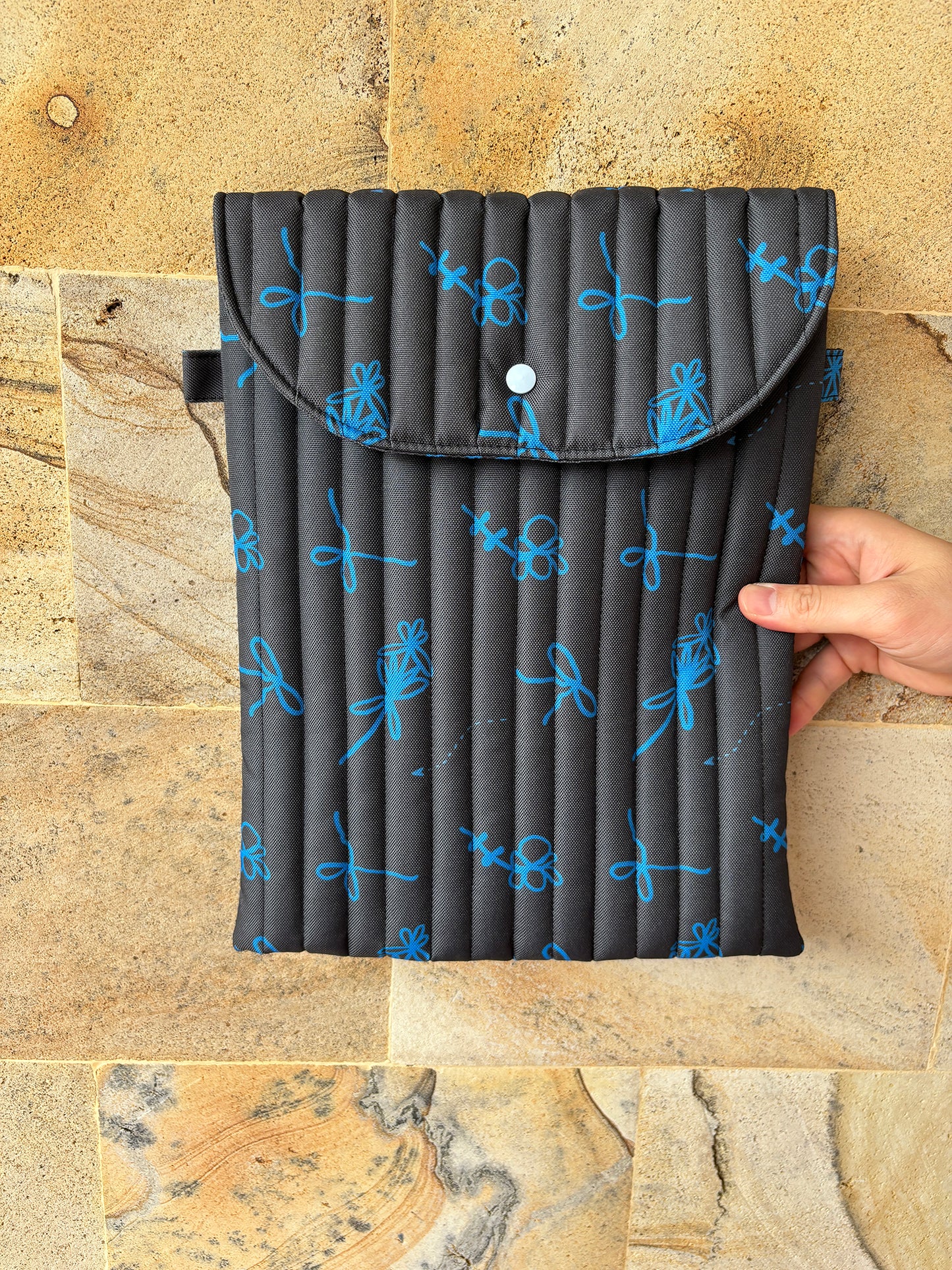 Laptop Sleeve (13+)  - Black bow