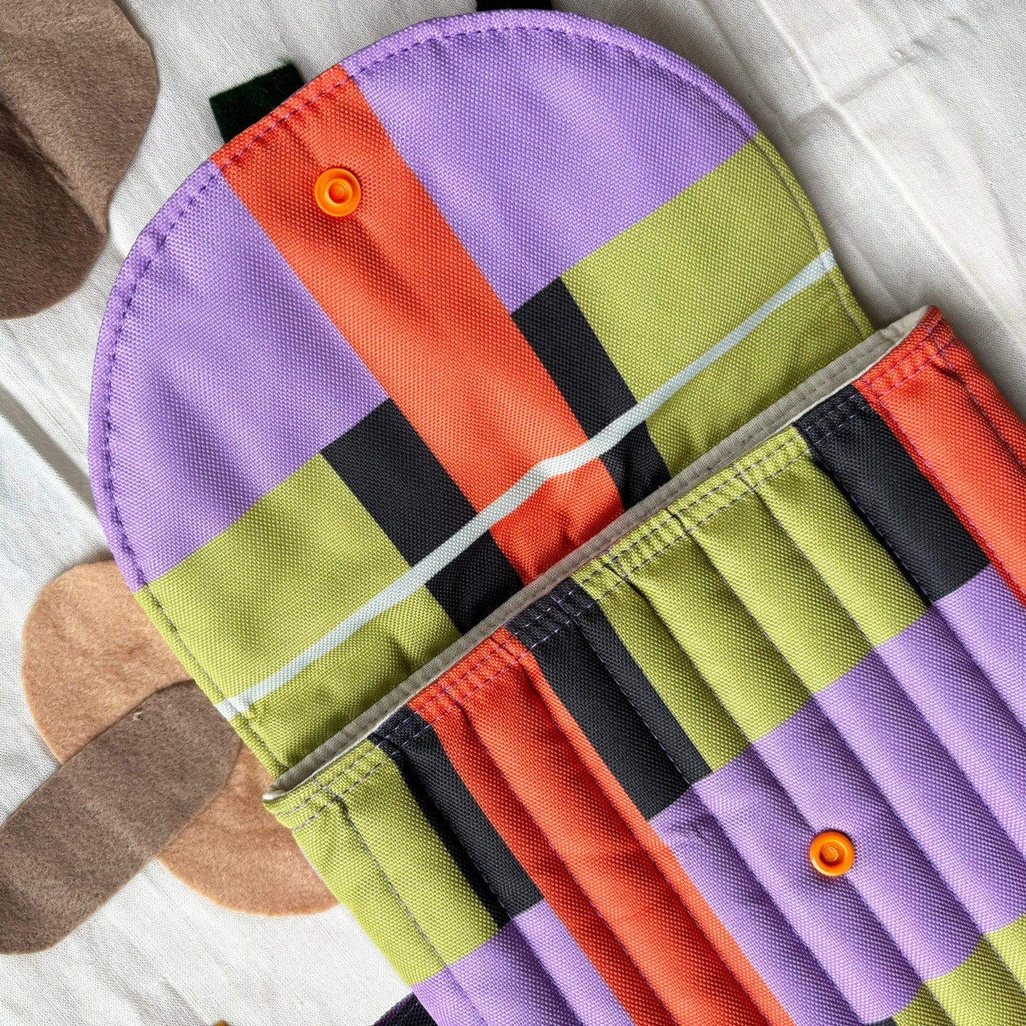 Laptop Sleeve (13+)  - Lilacgreen Stripe