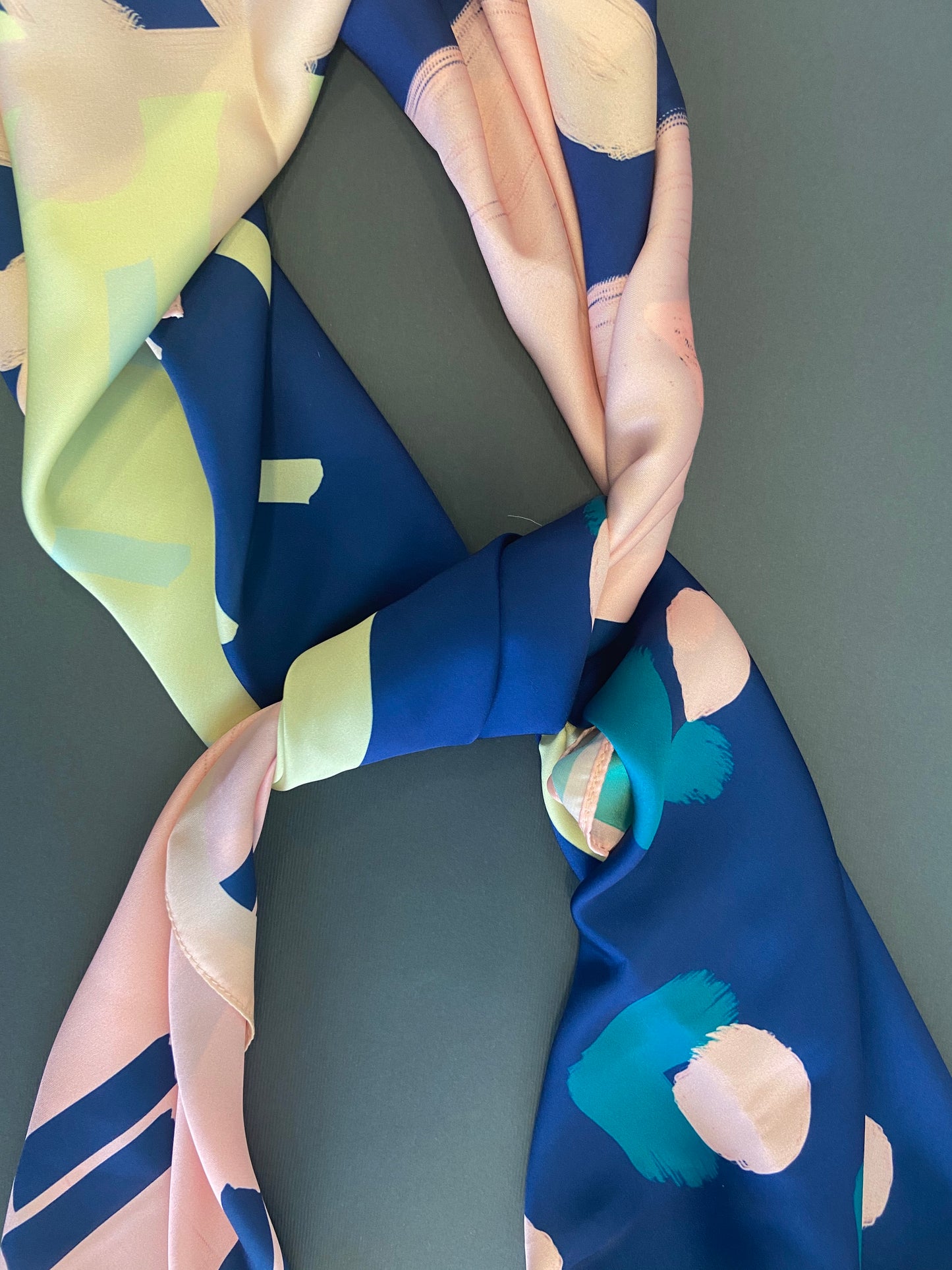 Big Scarf - Mountain