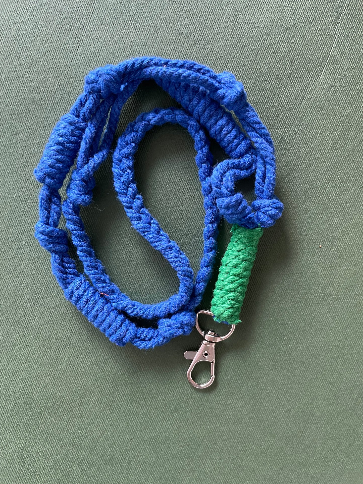 Embroidery Card Holder - Dutch