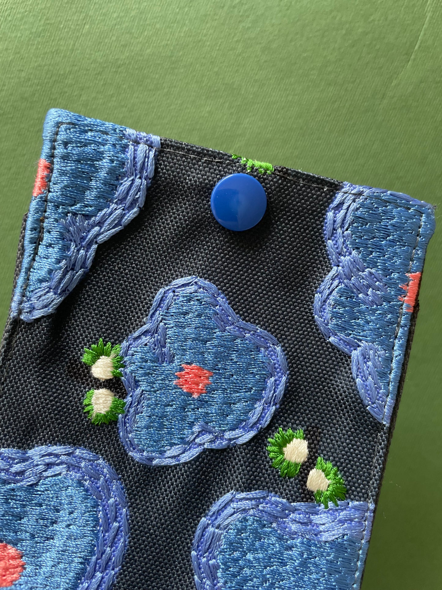 Embroidery Card Holder - Purplish