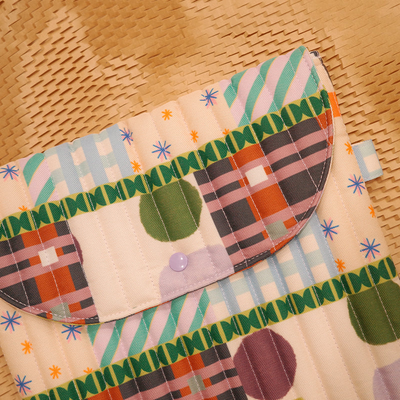 Ipad / Tablet Sleeve - Mix Pattern (Violet)