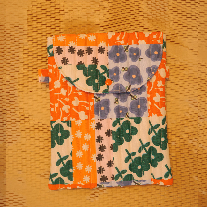 Ipad / Tablet Sleeve - Mix Pattern (Red)