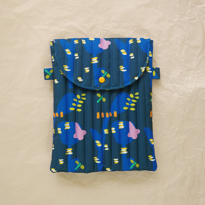 Ipad / Tablet Sleeve - Moonlit