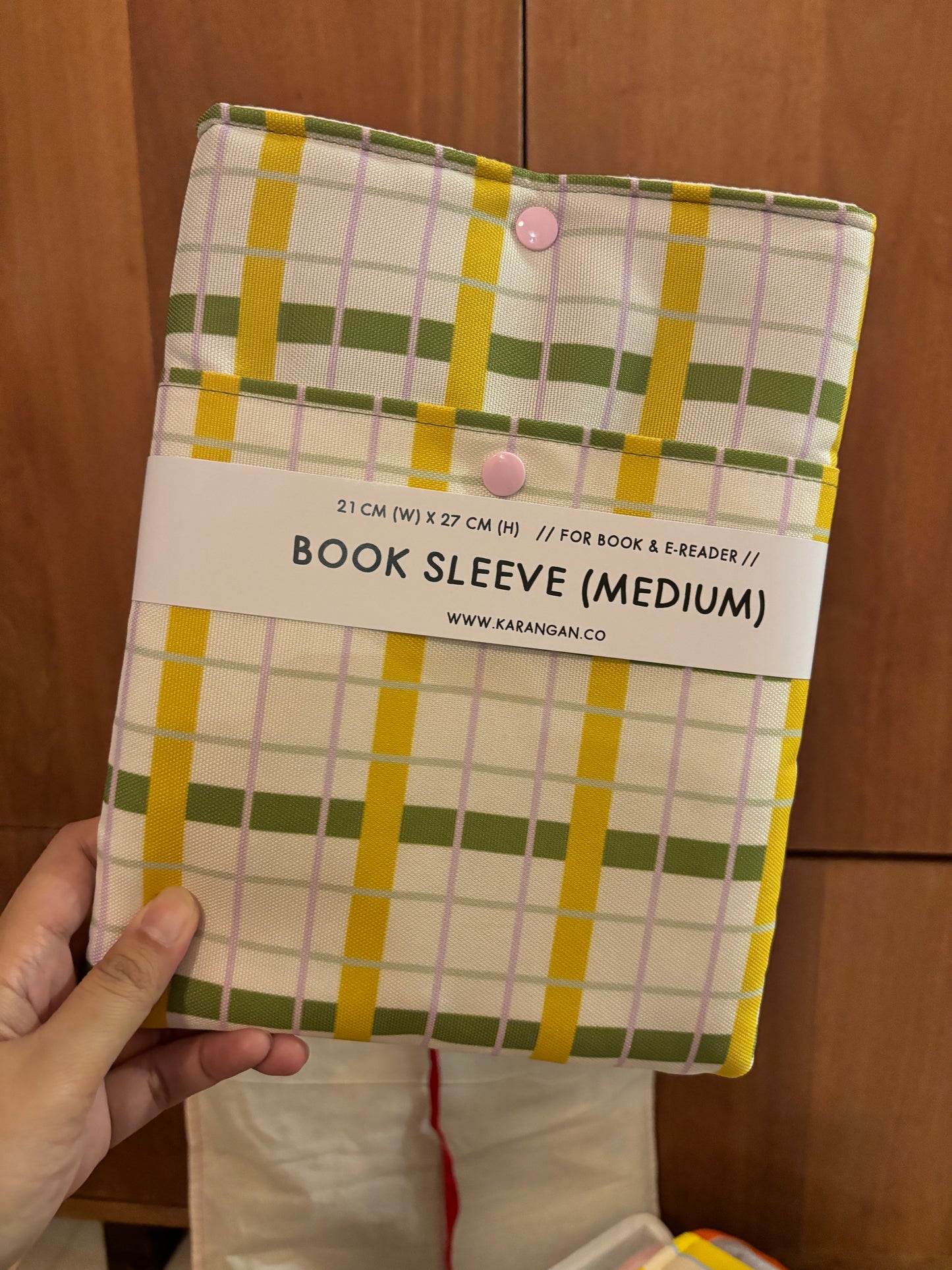 Book Sleeve - Plaid Beige