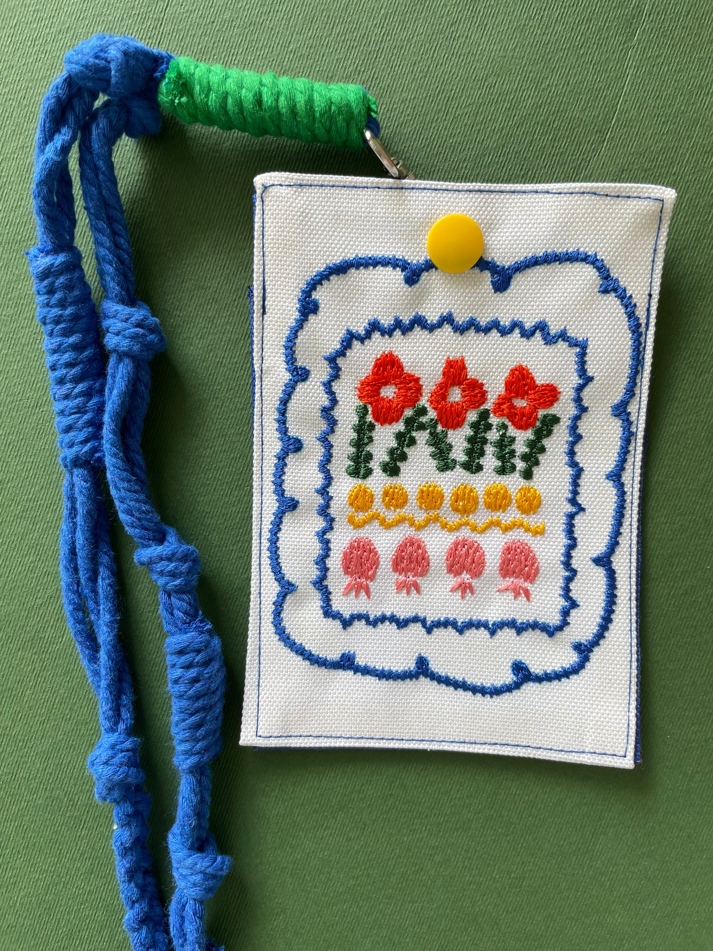 Embroidery Card Holder - Dutch